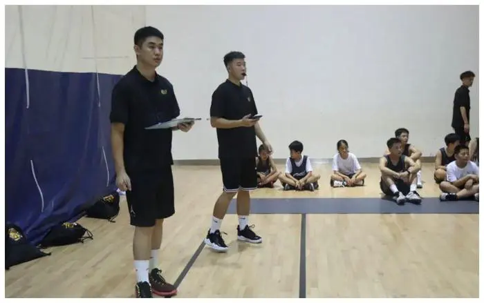 为什么智能穿戴设备对篮球运动员发展重要_1